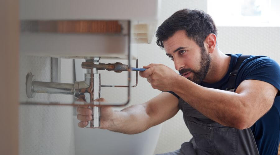 Sink faucet installation in Eastern, KY